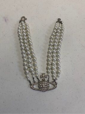 Vivienne Westwood White Pearl Necklace